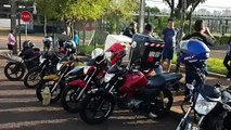 Motoboys fazem homenagem para Cristiane Teixeira em forma de protesto