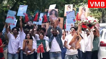 Shilpa Shetty Celebrating Her Birthday With Nikamma Stars Abhimanyu and Shirley Setia At Her House