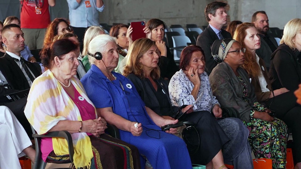 'Heldinnen von Srebrenica' kämpfen seit 27 Jahren gegen Vergessen der Kriegsverbrechen in Bosnien