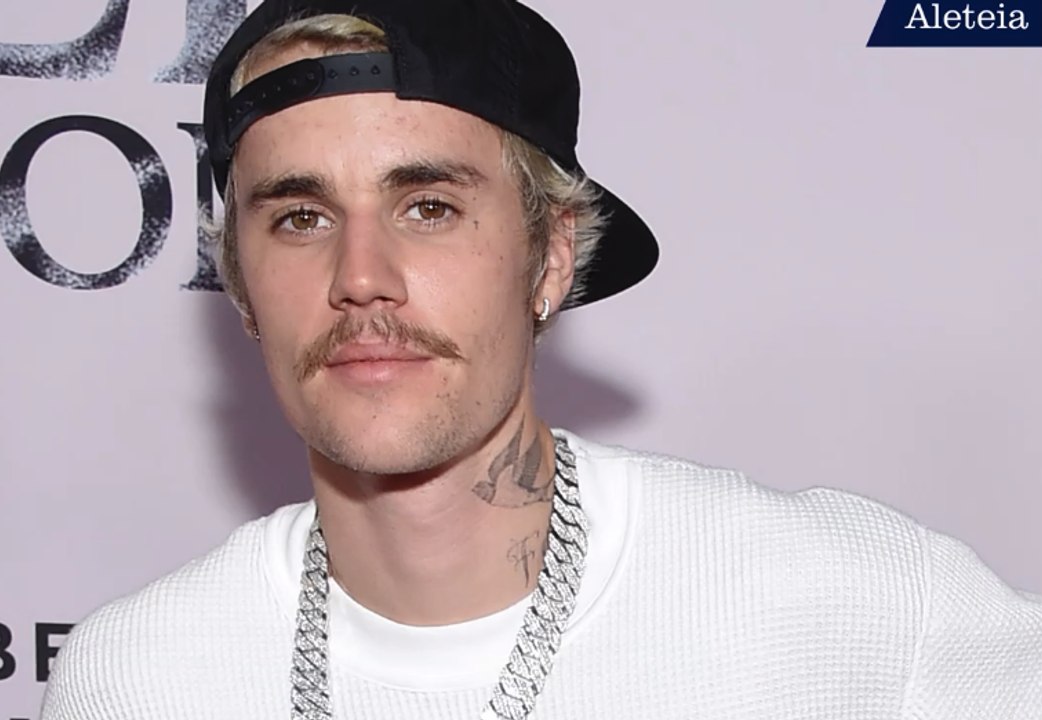 Justin Bieber zdradza, jak Jezus pomaga mu walczyć z chorobą