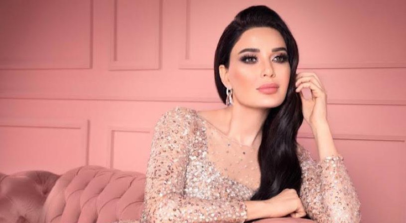 سيرين عبدالنور ترقص على أنغام أغنية نانسي عجرم