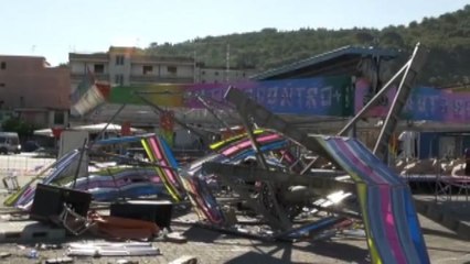 Cede giostra nel Napoletano, 10 feriti lievi. Tragedia sfiorata