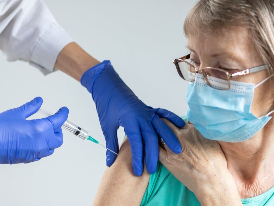 'Wir haben keine Zeit zu verlieren': EU rät zum zweiten Corona-Booster