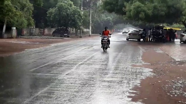 जिले में कई जगहों झमाझम तो कई जगहों पर हुई रिमझिम बारिश