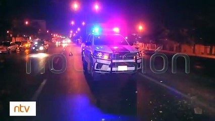 Vehículo chocó con jardinera afectando a plantas y rejas