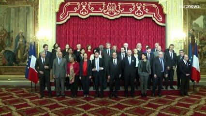 Uber Files: "De Benedetti fece pressioni sul governo-Renzi". Coinvolti Macron e Biden