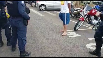 Guarda Municipal aborda homem portando tesoura na Rodoviária