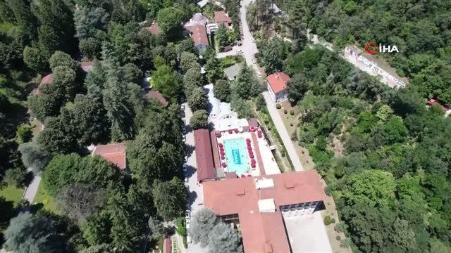 Termal, bayramda yerli ve yabancı turistlerle doldu