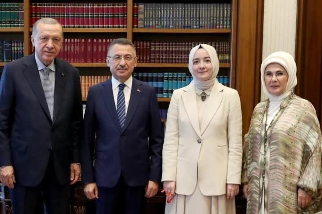 Fuat Oktay ile Hümeyra Şahin evleniyor! Yüzükle...
