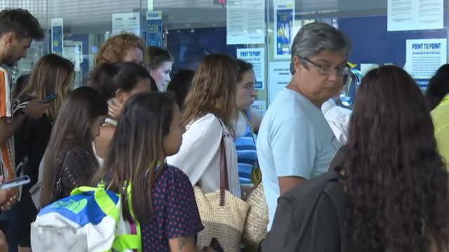 Caos desde primera hora en el aeropuerto de El Prat por la huelga en Ryanair
