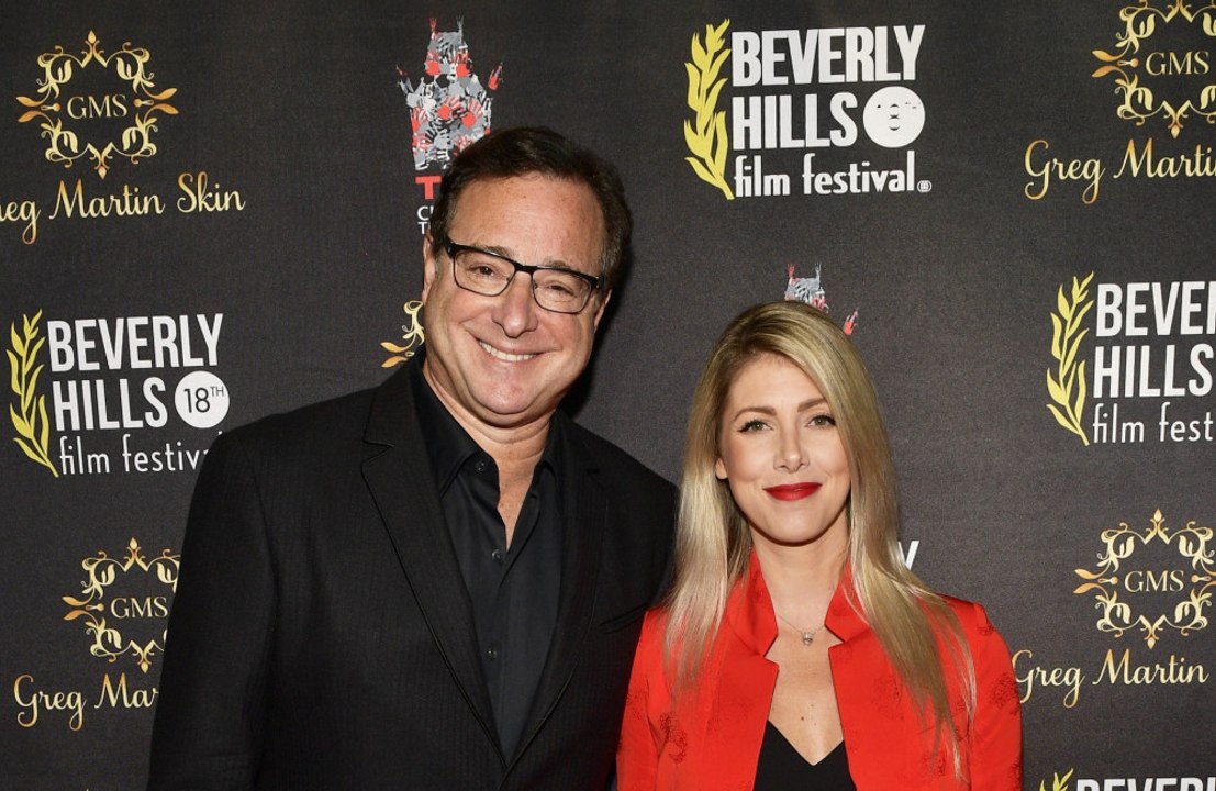 Kelly Rizzo: Emotionaler Tribut an Bob Saget