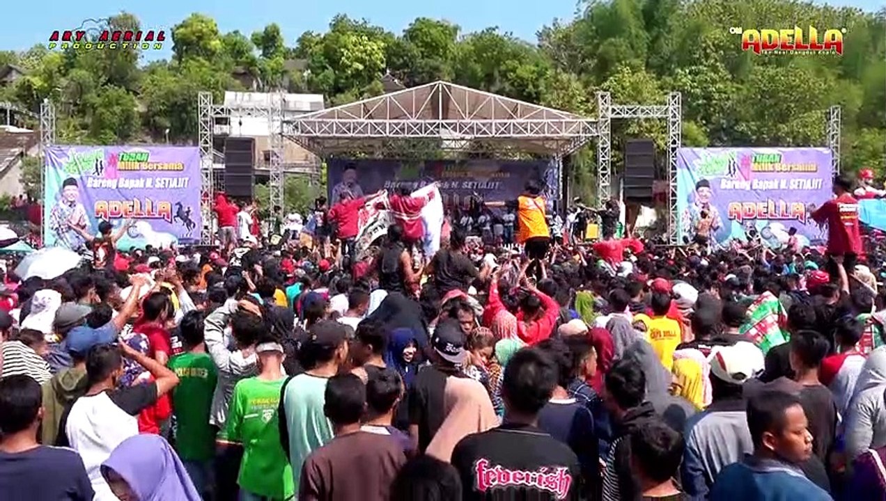 ANNISA RAHMA - HADIRMU BAGAI MIMPI - OM ADELLA Live Lapangan Bahagia Tuban