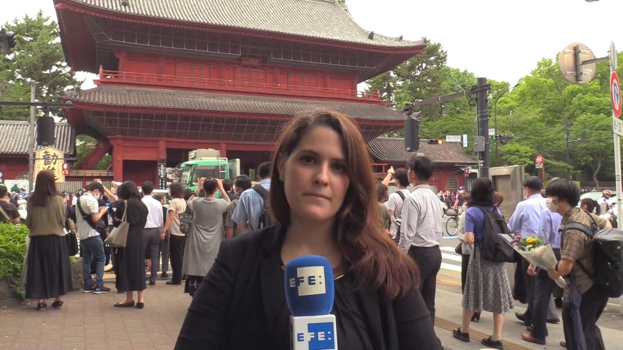 Informe a cámara: Shinzo Abe es despedido en un funeral íntimo en Tokio