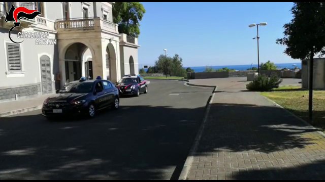 Catania, in 4 denunciati per il furto di elettrodomestici