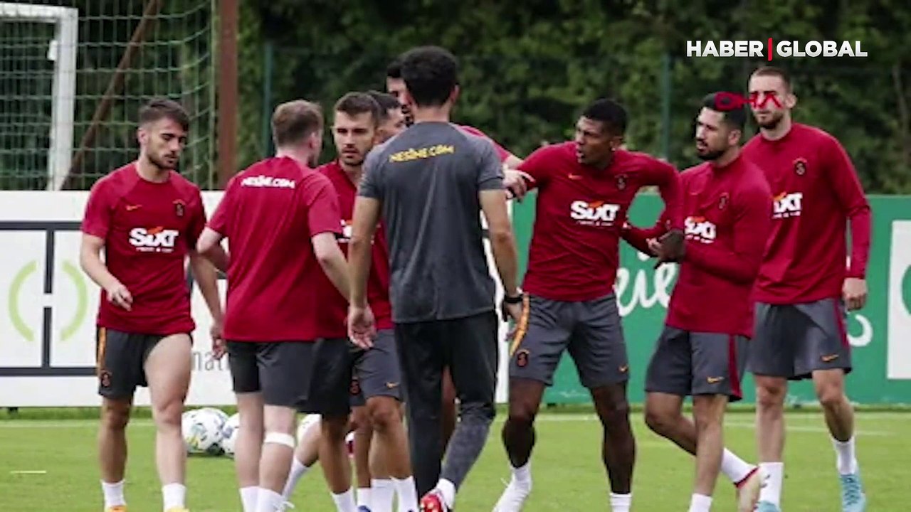 Galatasaray antrenmanında Kerem Aktürkoğlu ile Van Aanholt arasında gerginlik!