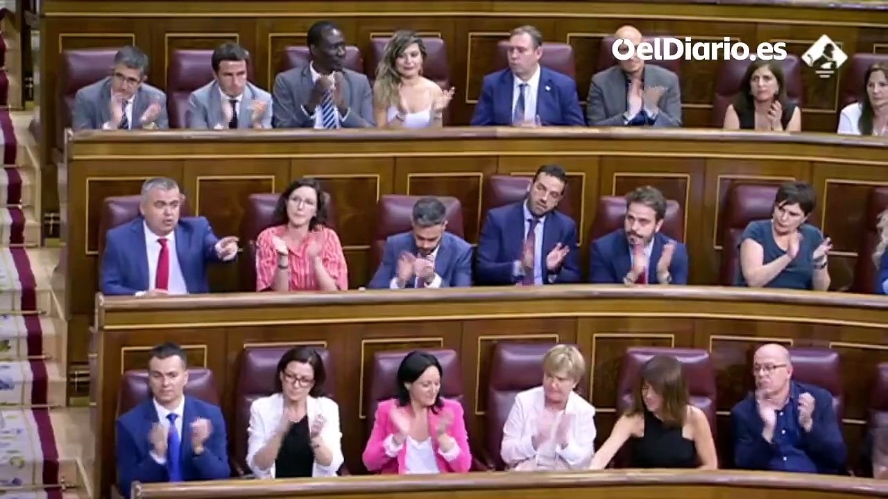 Pedro Sánchez, a Cuca Gamarra: "La memoria democrática debe recordar a las víctimas del terrorismo, pero también, aunque les pese a ustedes, a las víctimas de la dictadura franquista"