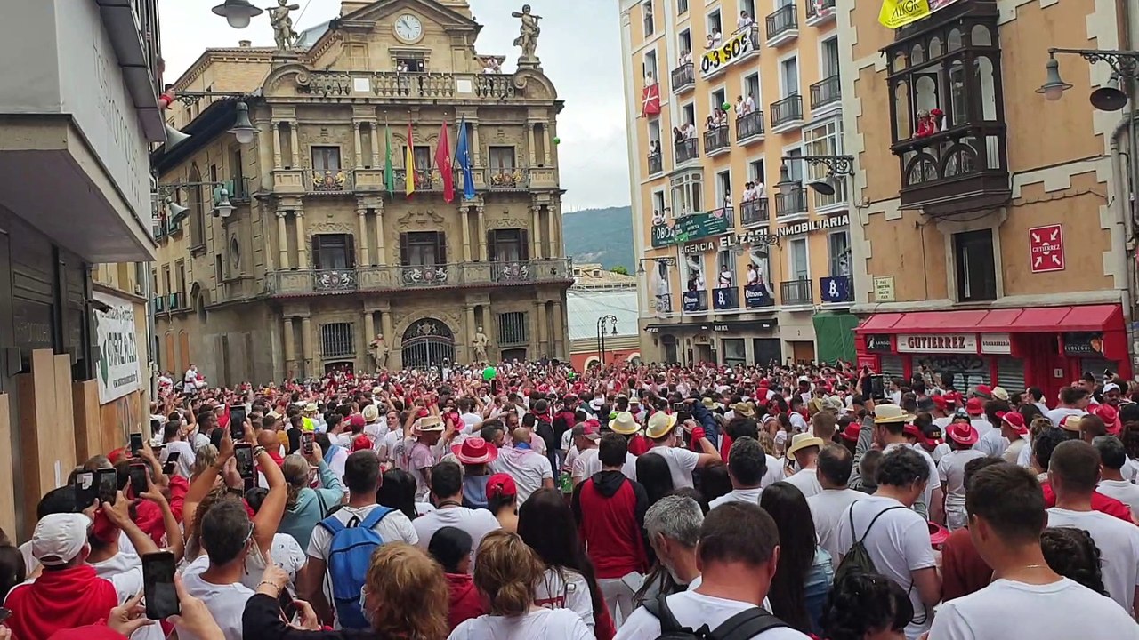 Ouverture des fêtes, le txupinazo!