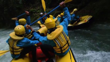 Video herunterladen: Rafting Marmore, iniziativa benefica per Ospedale Bambino Gesù