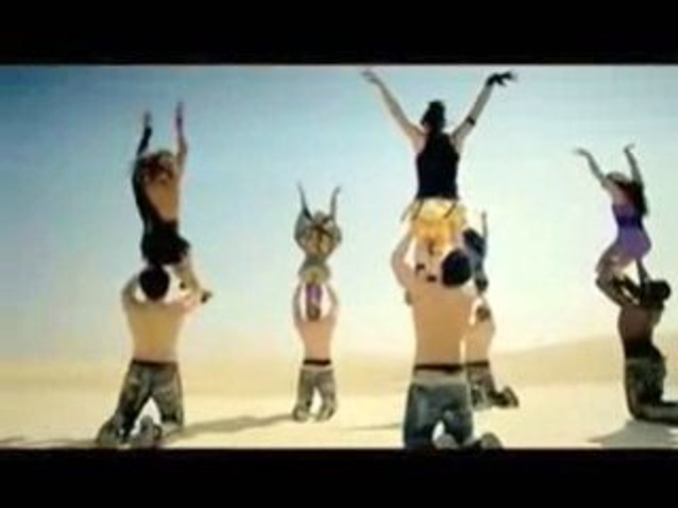 Quand Sofia Essaidi copie Rihanna