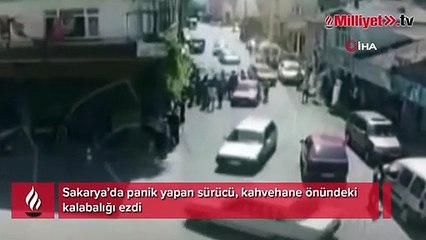 Akıl almaz kaza: Panik yapan sürücü, kahvehane önündeki kalabalığı böyle ezmiş