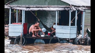 সত্যিই কি আমাদের এই দুরবস্থার জন্য ভারত দায়ী??? কেন এমন হল সিলেটে??? বিশ্বের হালচাল |Bissher Halchal