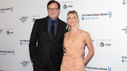 Bob Sagets (†) Frau Kelly Rizzo mit bewegenden Worten: „Wir vermissen dich so sehr“