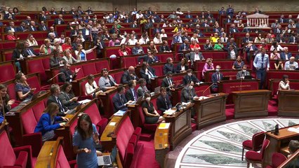 Pass vaccinal pour les mineurs: vifs applaudissements à l'Assemblée après l'adoption d'un amendement contre l'avis du gouvernement