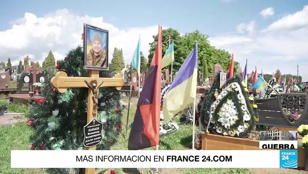 Madres ucranianas en duelo por la pérdida de quienes lucharon por defender su país