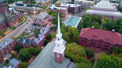 Sejarah Universitas HARVARD AS