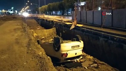 Adana’da alt geçit çalışmasına otomobil düştü: 1 yaralı