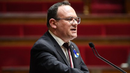 GALA VIDEO - “Ça va pas être simple…”: le retour de Damien Abad à l’Assemblée s’annonce corsé !