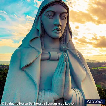 Une monumentale Vierge de Lourdes édifiée au Brésil