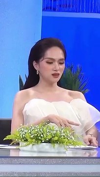 Hương Giang té ngửa khi bị bố gọi bằng tên thật