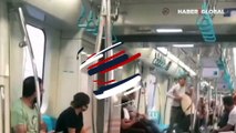 Marmaray'da tekme tokat kavga ettiler, korkutan anlar kameraya böyle yansıdı