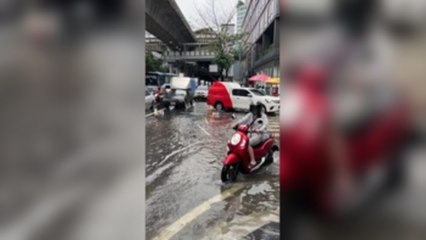 Bangkok amanece bajo el agua tras la peor tormenta del año