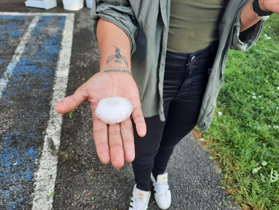 Averses de grêle dans le Doubs