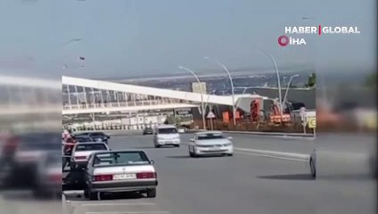 Lüks otomobille drift terörü! O anlar kameraya böyle yansıdı