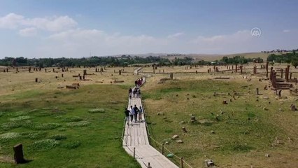 Selçuklu Meydan Mezarlığı'nda bayramda ziyaretçi yoğunluğu yaşandı