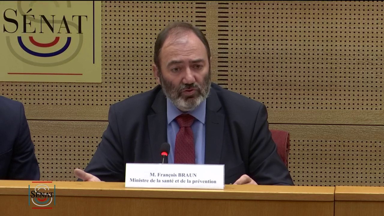 Suppression du passe sanitaire : «c’est comme sauter de l’avion sans parachute», pour François Braun