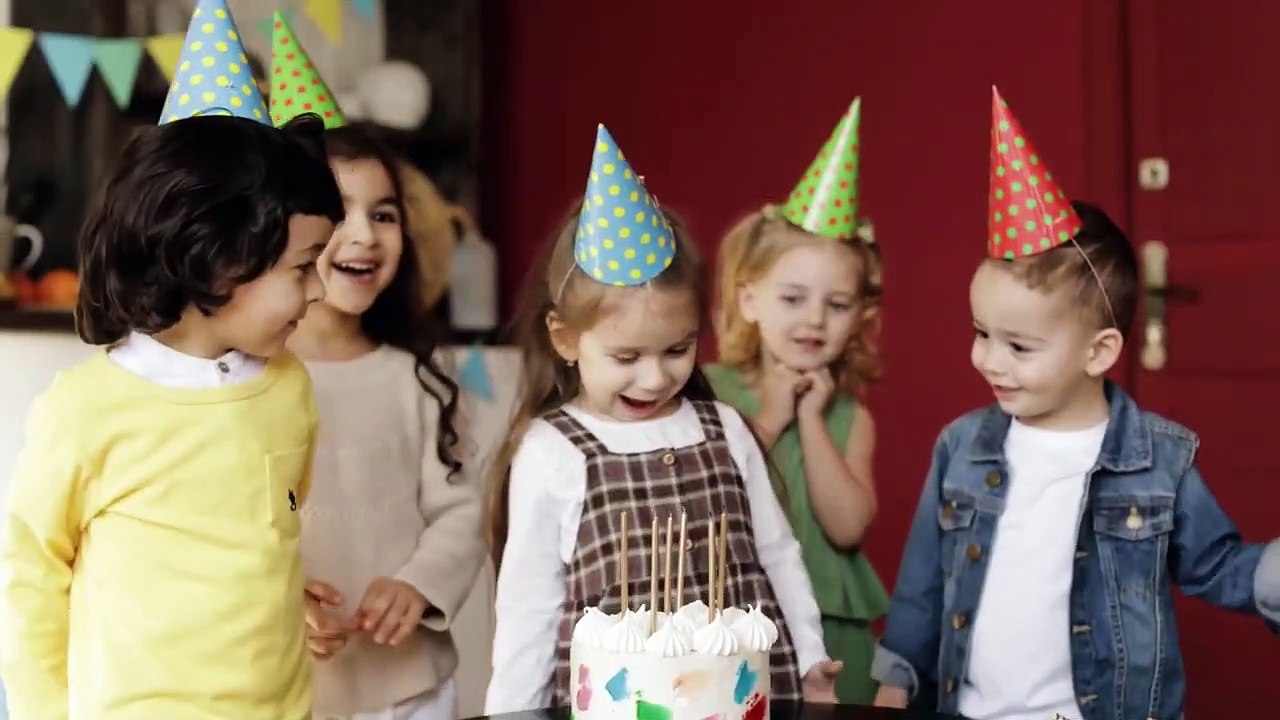 Janu meri janeman __ Bachpan ka pyaar __ Best Birthday party dance of children song __ Viral song