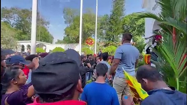 Sri Lanka: le bureau du Premier ministre pris d'assaut par des manifestants