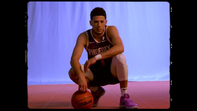 NBA 2K23 Shooting photo de la couverture avec Devin Booker