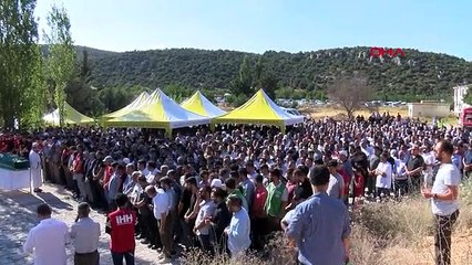 TOGO'DAKİ KAZADA ÖLEN İHH GÖNÜLLÜSÜ ÇEREZOĞLU, TOPRAĞA VERİLDİ