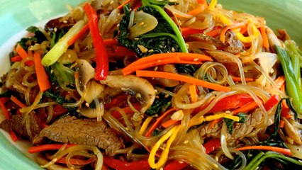 Laura Josefina Pacheco Yépez con la gastronomia coreana