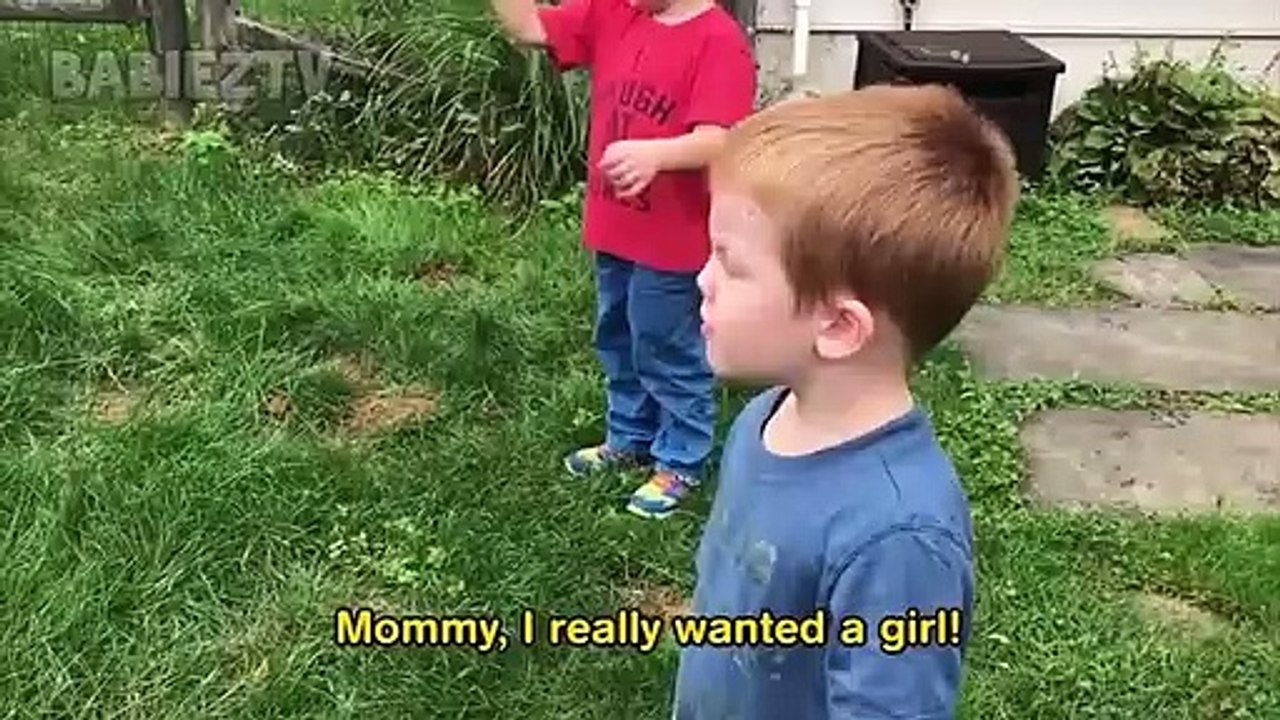 Bébés drôles portant des lunettes pour la première fois - Les bébés les plus mignons 2020