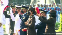 Momen Presiden Jokowi Ambil Sumpah Perwira TNI-Polri 2022 di Istana