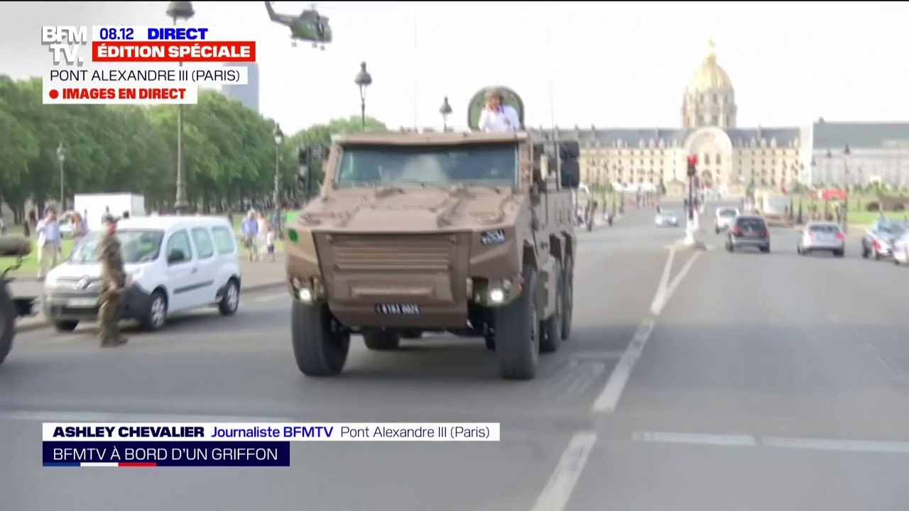14-Juillet: à bord d'un Griffon de 3 mètres de...