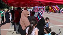 Sultangazi Belediyesi'nden çocuklara neşeli bayram şenliği