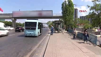 ÜST GEÇİTTE SOYUNUP KADINA SALDIRDI