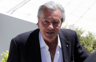 Alain Delon va aller en Ukraine après l'invitation de Volodymyr Zelensky